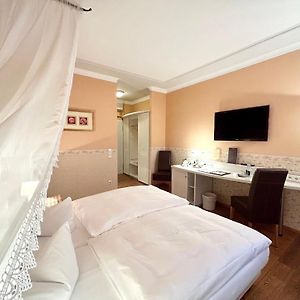 Zimmer mit Queensize-Bett